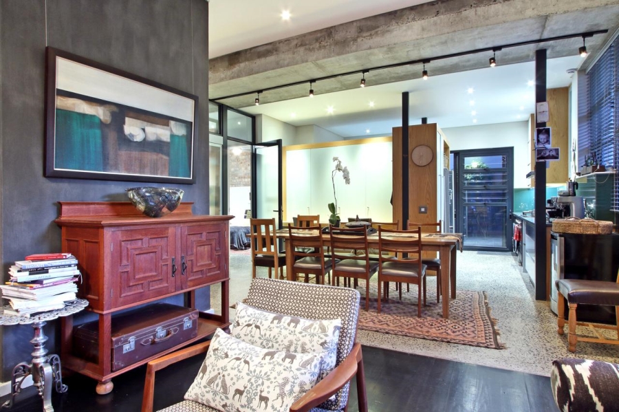To Let 2 Bedroom Property for Rent in Green Point Western Cape